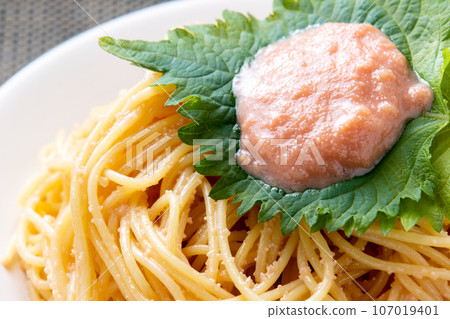 Cod roe spaghetti. Cod roe spaghetti. 107019401