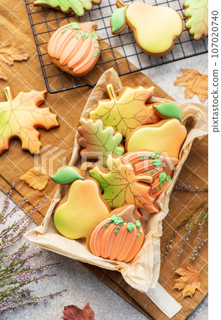 Multicolored autumn homemade cookies in a gift box 107020740