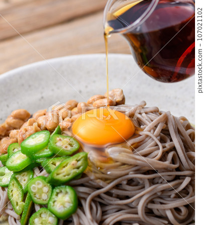 麵條 黏蕎麥麵 秋葵標準 秋葵納豆蕎麥 柔軟美味 秋葵（標準夏季蔬菜） 107021102