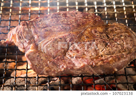 炭烤美國牛肩腰肉 炭烤美國牛肩腰肉 107023138