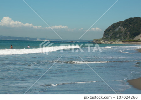 I walked along the Hota coast 107024266