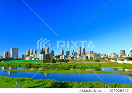 [Kanagawa Prefecture] Clear skies in Musashikosugi high-rise apartment complex 107026202