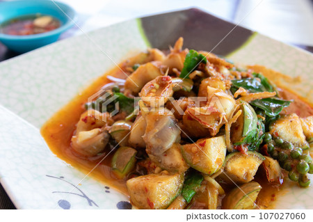 Stir-fried spotted babylon shellfish, Thai Seafood Stir-fried spotted babylon shellfish, Thai Seafood 107027060