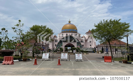Masjid Selat Melaka, iconic mosque in Malacca  107030137