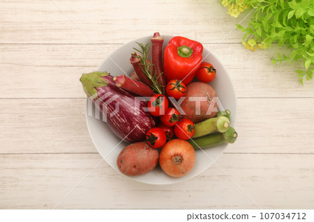 Assorted vegetables Assorted vegetables 107034712