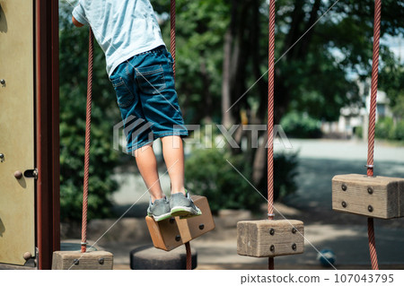 park, parks, younger 107043795
