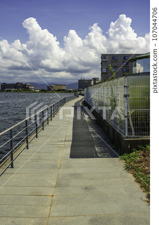 加賀片山津溫泉 芝山形湖畔散步道 石川縣加賀市 107044706