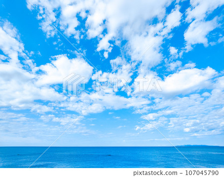 Sky and sea 107045790