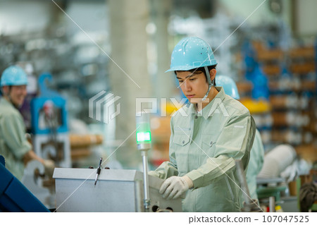 Manufacturing engineer Manufacturing engineer 107047525
