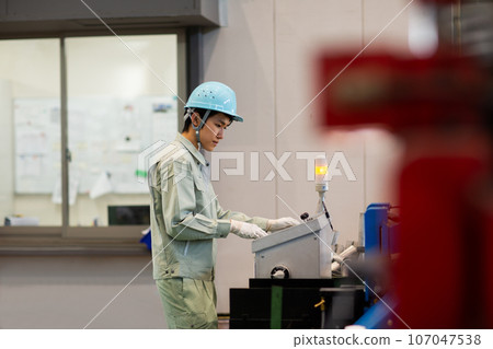 Manufacturing engineer Manufacturing engineer 107047538