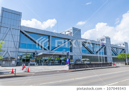 宮城縣仙台市陽光明媚的日子裡的 3M 仙台市科學館 宮城縣仙台市陽光明媚的日子裡的 3M 仙台市科學館 107049343