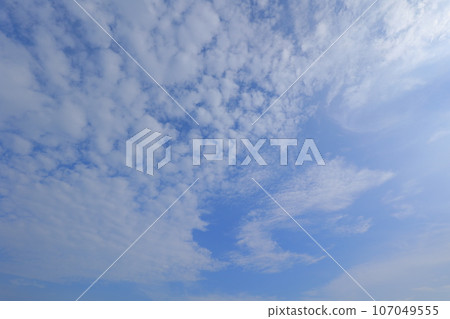 秋天的藍天白雲 107049555