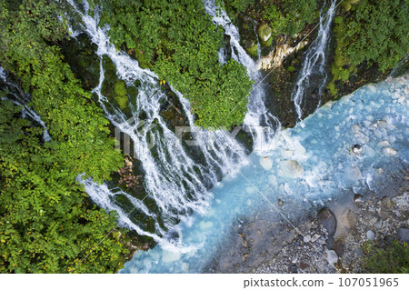 北海道美瑛“白鬍子瀑布”鳥瞰圖 107051965