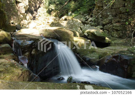 Omura City Waterfall “Yamada Falls” Recommended Healing Spot Omura City Waterfall “Yamada Falls” Recommended Healing Spot 107052166