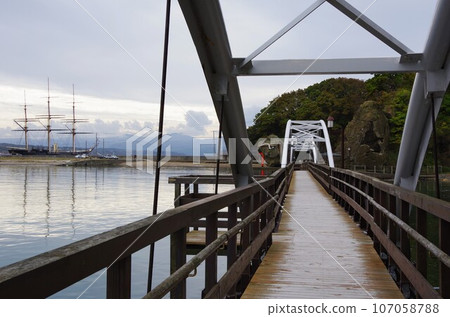 Arch bridge and Kaiyomaru on Kamome Island promenade, Esashi Town, Hokkaido Arch bridge and Kaiyomaru on Kamome Island promenade, Esashi Town, Hokkaido 107058788