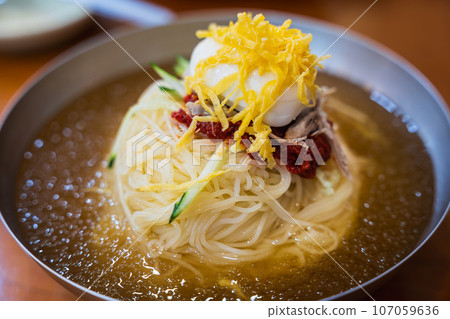 Cold noodle milmyeon is said to have originated from Busan. 107059636
