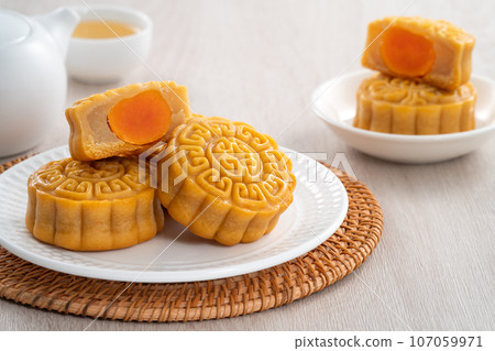 中秋節 月餅 節日 頂視 Mid-Autumn Festival Moon cake げっぺい 107059971
