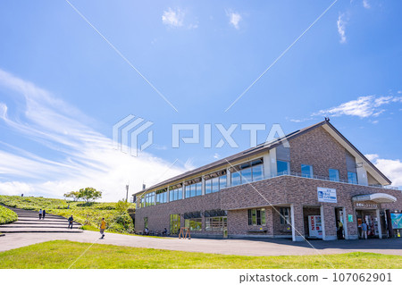 Roadside Station Around Panorama Bihoro Pass 107062901