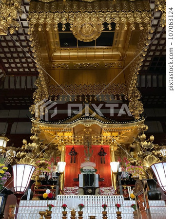 Sensoji Temple worship hall Sensoji Temple worship hall 107063124