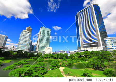 [東京] 舊芝離宮恩賜庭園 天氣晴朗 107064215