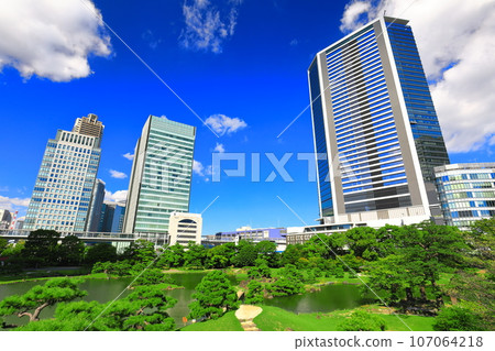 [東京] 舊芝離宮恩賜庭園 天氣晴朗 107064218