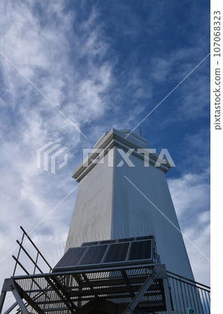 Takuzaki Lighthouse Mie on a clear day 107068323