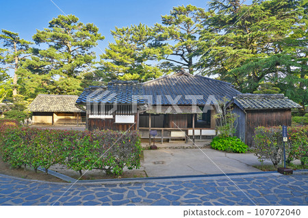 [Shoin Shrine (former residence of Shoin Yoshida prisoner)] Tsubakihigashi, Hagi City, Yamaguchi Prefecture 107072040