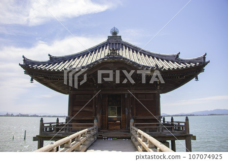 Mangetsuji Ukimido Lake Biwa 107074925