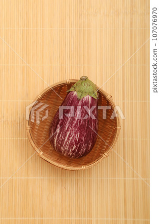 Zebranas 107076970