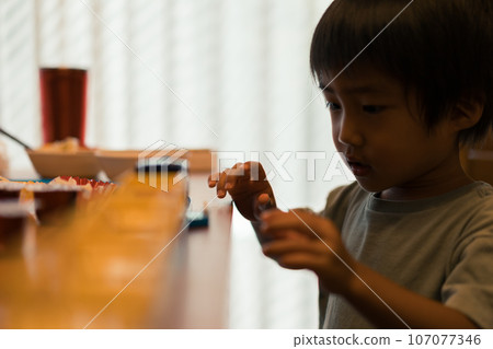 兒童 孩子 小孩 107077346