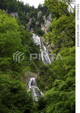 "Hagoromo Falls" in Tenninkyo, Hokkaido 107080192