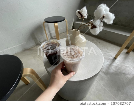 一家咖啡館 107082707