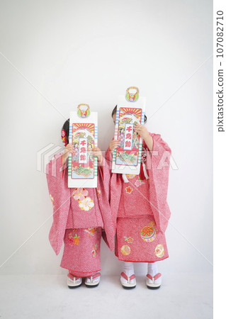 七五三雙胞胎 107082710