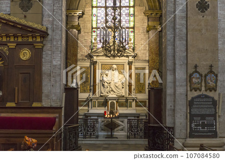 Notre Dame des victoires church, Paris, France 107084580