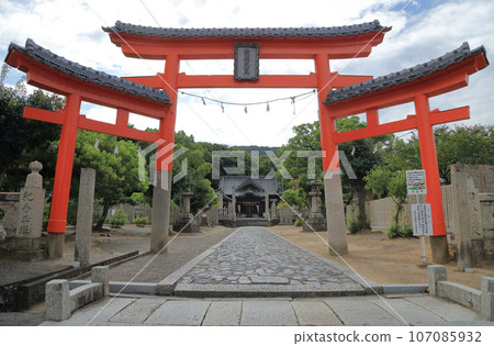 Miwa torii gate in front of Tennoji Temple, the 79th sacred site in Shikoku, Shiramine Shrine (Sutoku Tennosha) in the back / Main hall is in the back on the left Miwa torii gate in front of Tennoji Temple, the 79th sacred site in Shikoku, Shiramine Shrine (Sutoku Tennosha) in the back / Main hall is in the back on the left 107085932