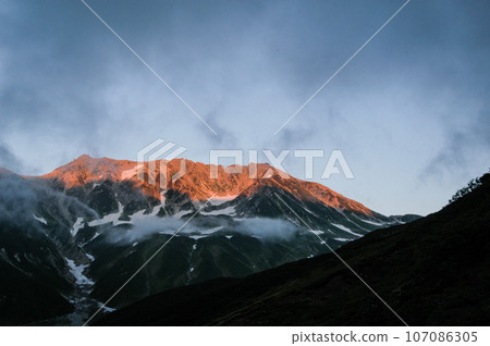 立山夜景 (Abendroth) 立山夜景 (Abendroth) 107086305