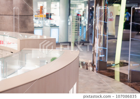 豪華精品展示 107086835