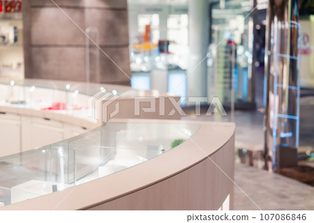 豪華精品展示 107086846