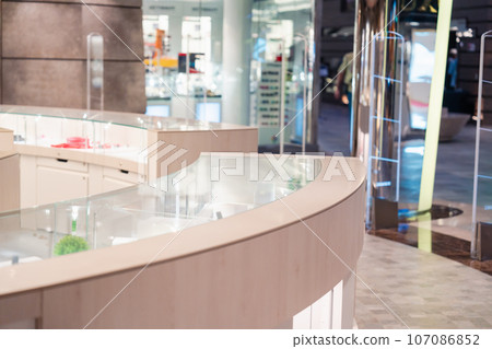 豪華精品展示 107086852