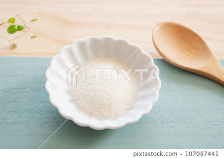 Powdered gelatin Powdered gelatin 107087441