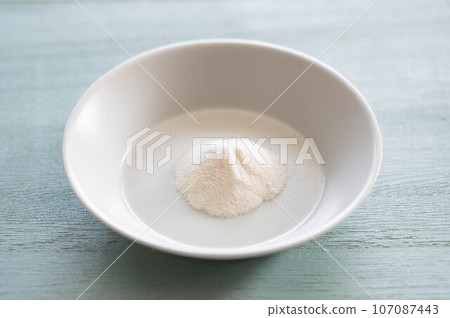 powdered agar powdered agar 107087443