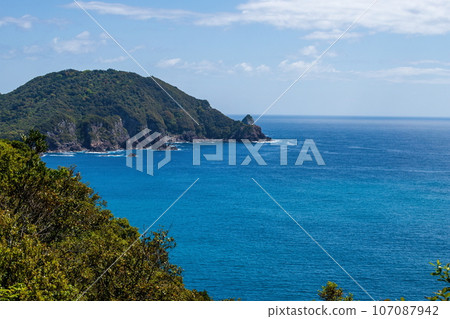 Coastal scenery of Hiwasa (Minami Town, Tokushima Prefecture) Coastal scenery of Hiwasa (Minami Town, Tokushima Prefecture) 107087942