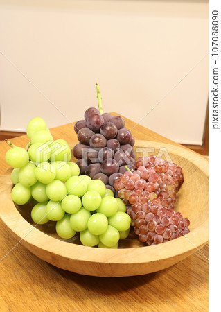 I love grapes I love grapes 107088090