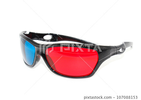 Anaglyph 3D glasses image with selective focus Anaglyph 3D glasses image with selective focus 107088153