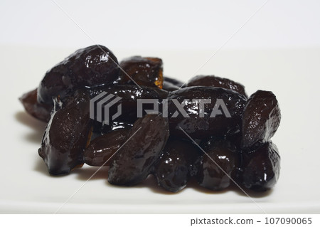 小盤子裡的地藏豆 107090065