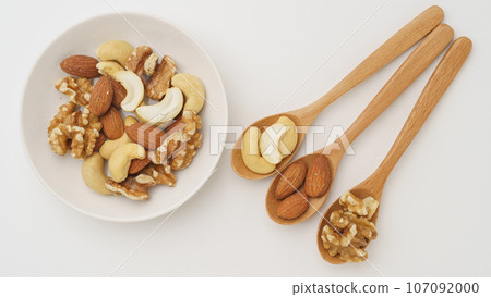 3 kinds of mixed nuts|walnuts, almonds, cashew nuts 3 kinds of mixed nuts|walnuts, almonds, cashew nuts 107092000