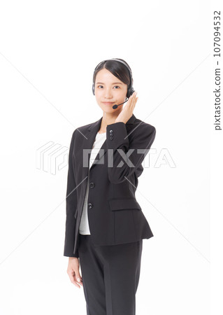 photo of a woman wearing a headset 107094532