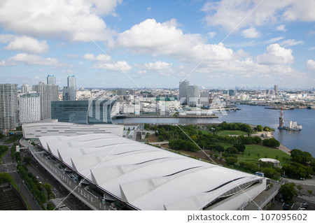 從香港未來的高層建築看神奈川到東京 從香港未來的高層建築看神奈川到東京 107095602
