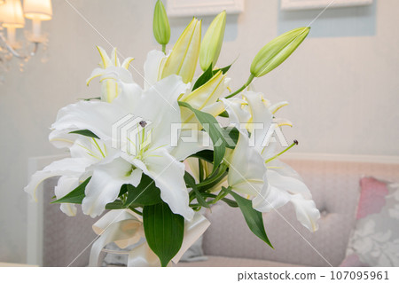 Gorgeous Casablanca bouquet bride 107095961