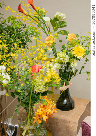 Yellow flowers that bring you luck with money Yellow flowers that bring you luck with money 107096341